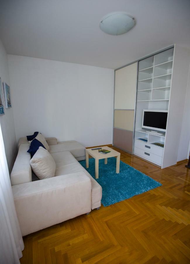 Apartment Luka Загреб Экстерьер фото
