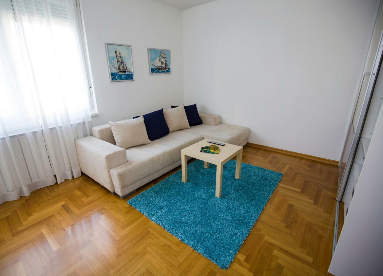 Apartment Luka Загреб Экстерьер фото