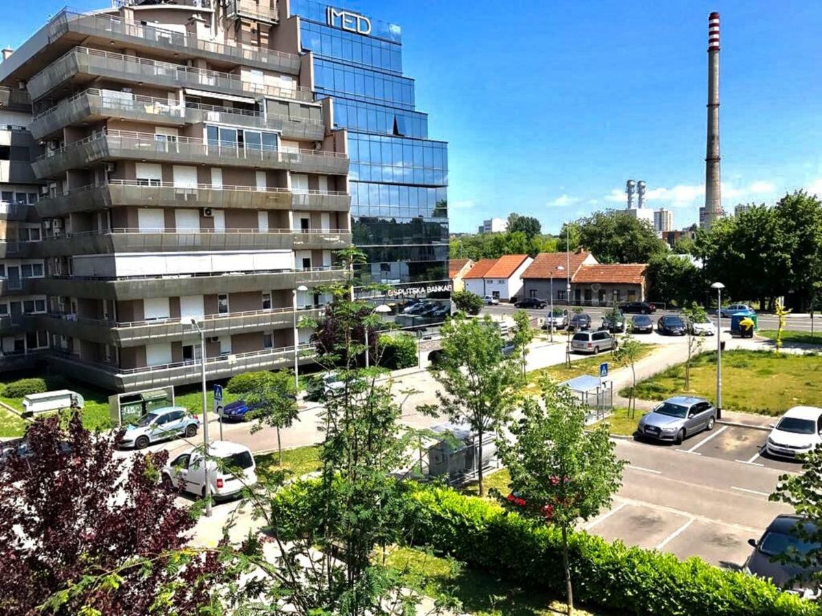 Apartment Luka Загреб Экстерьер фото
